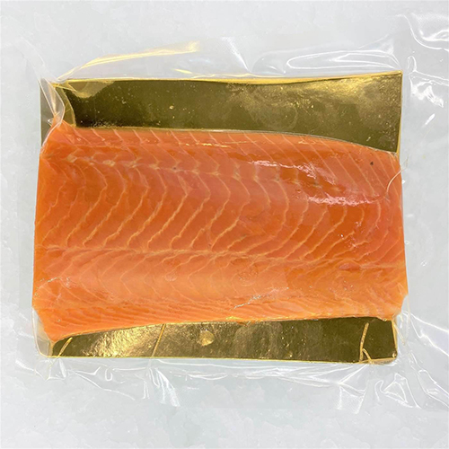El loin Gravlax eneldo es un filete de pescado de alta calidad que proviene del sur de Chile. Se caracteriza por ser un alimento saludable y nutritivo.