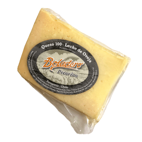 Queso Oveja Pecorino, Boladero. Este queso es elaborado con leche de oveja de la Patagonia de Chile.