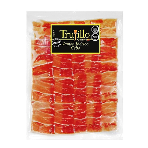 Jamón Ibérico de Cebo de Trujillo . Este jamón ibérico finamente elaborado es sin duda un aperitivo típico de la cocina española.