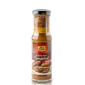 La salsa de tamarindo Real Thai destaca por su sabor agridulce característico, con un toque picante que la hace adictiva.